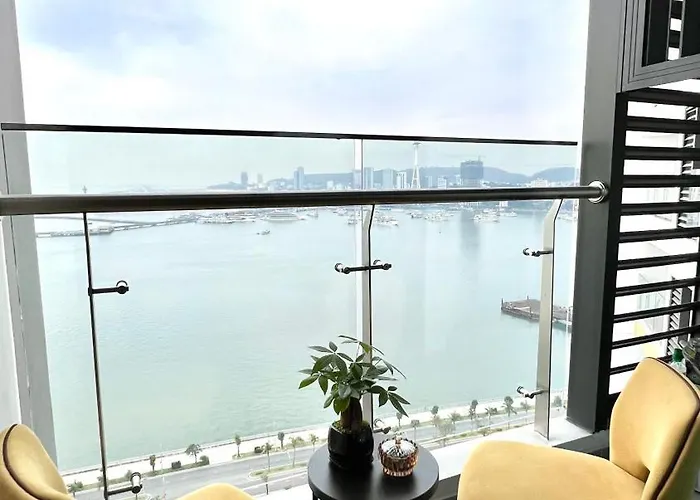 The Sapphire Apartment