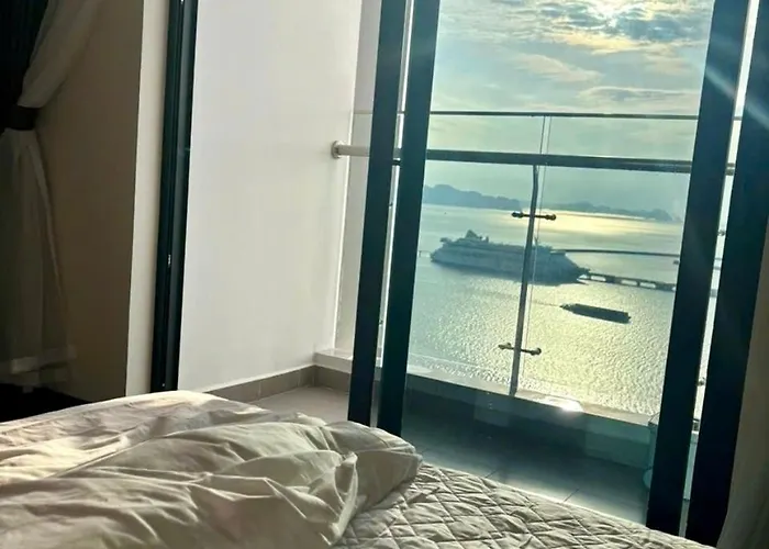The Sapphire Apartment